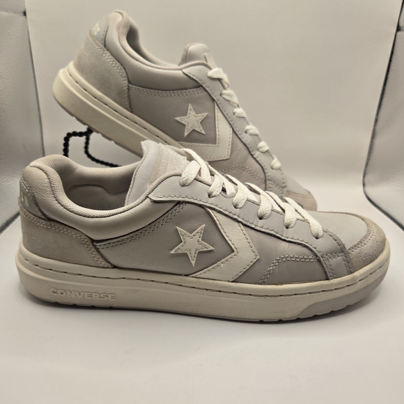 Converse Pro Blaze Classic low-top sneaker in a light gray/pale putty. Mens 7 - Picture 2 of 7